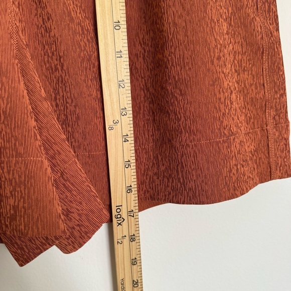 Athleta Women's Echo Short Burnt Orange active workout outdoors 5 inch Size 14 - Picture 9 of 10